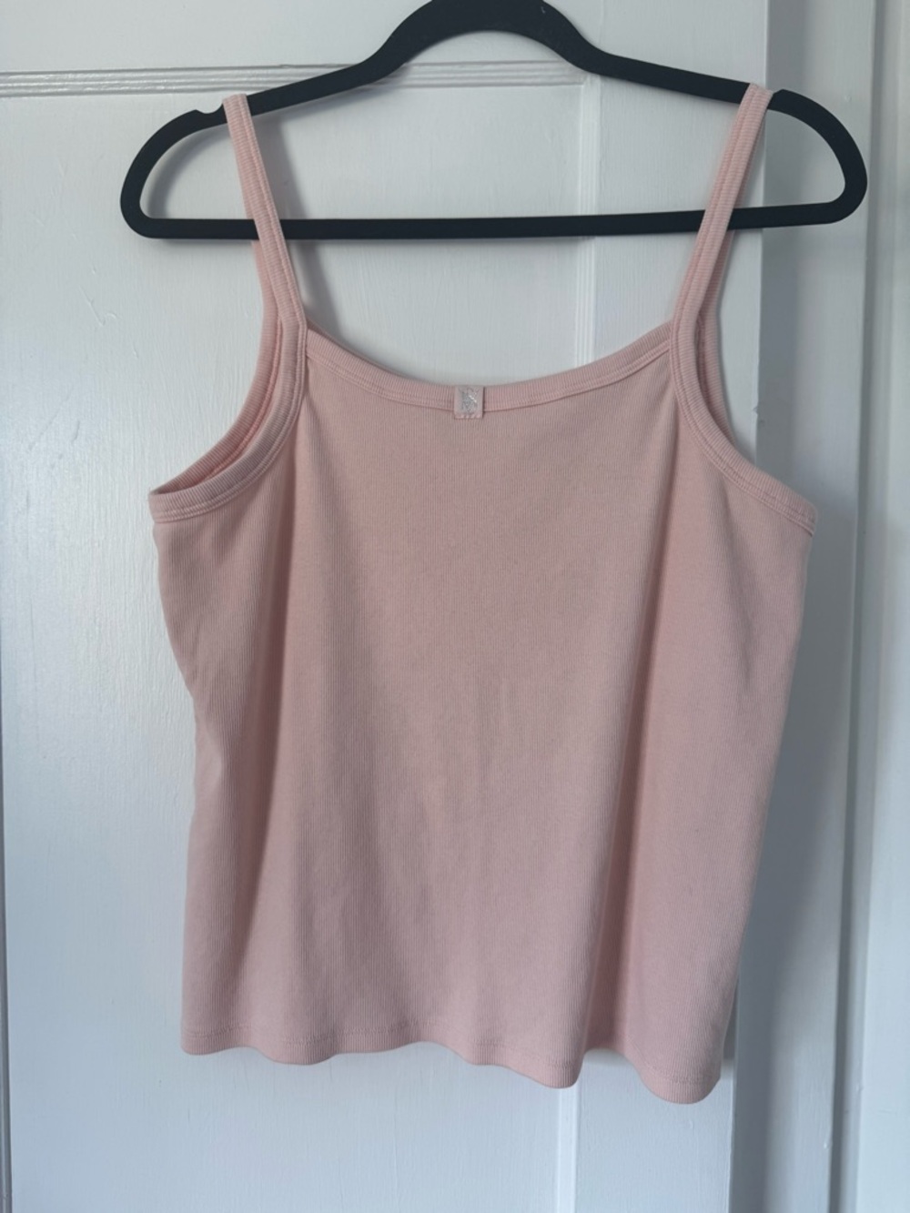 VS Pink Logo Tank - Picture 4 of 4
